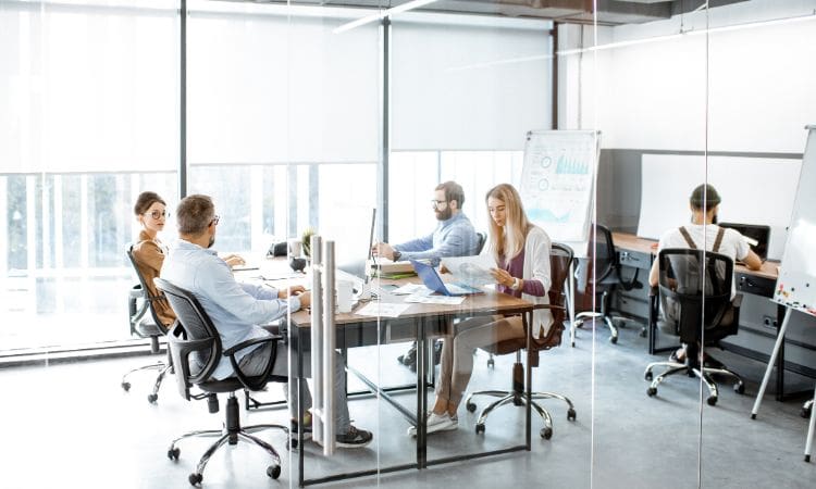 Benefits of office working - Unique cleaning group